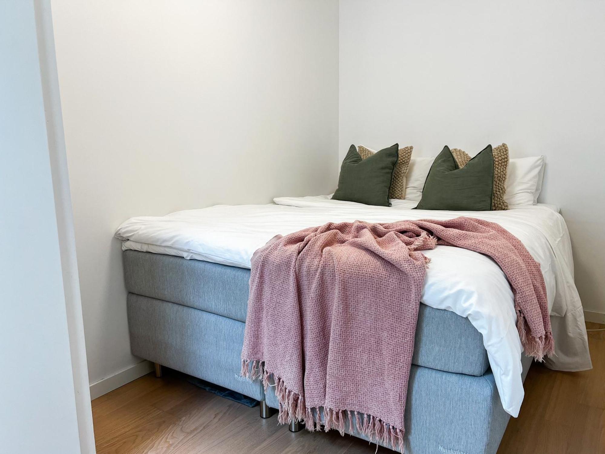 Central City Apt On One Of Bergen'S Finest Streets Екстер'єр фото